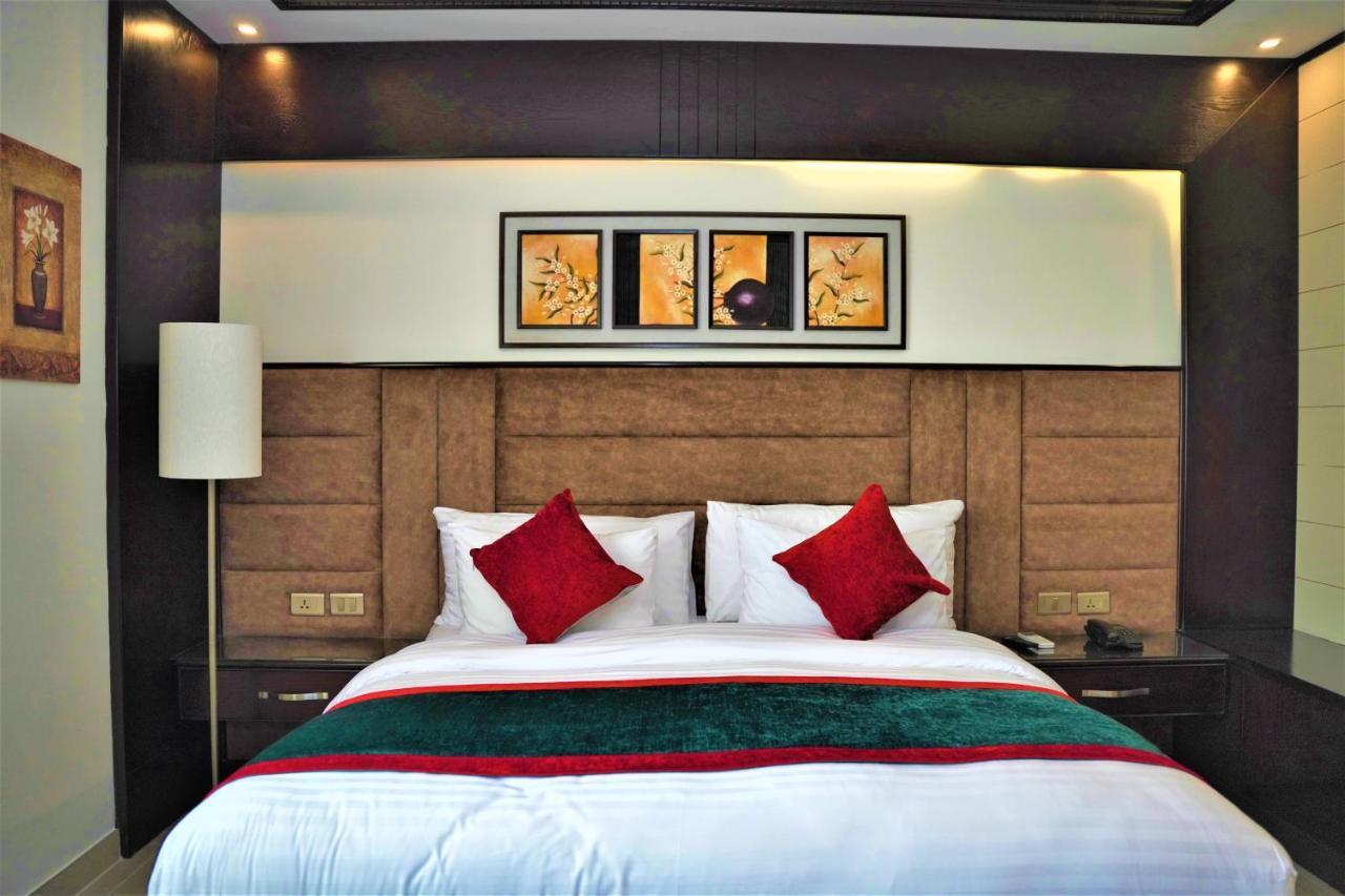 Petra Canyon Hotel 와디무사 외부 사진