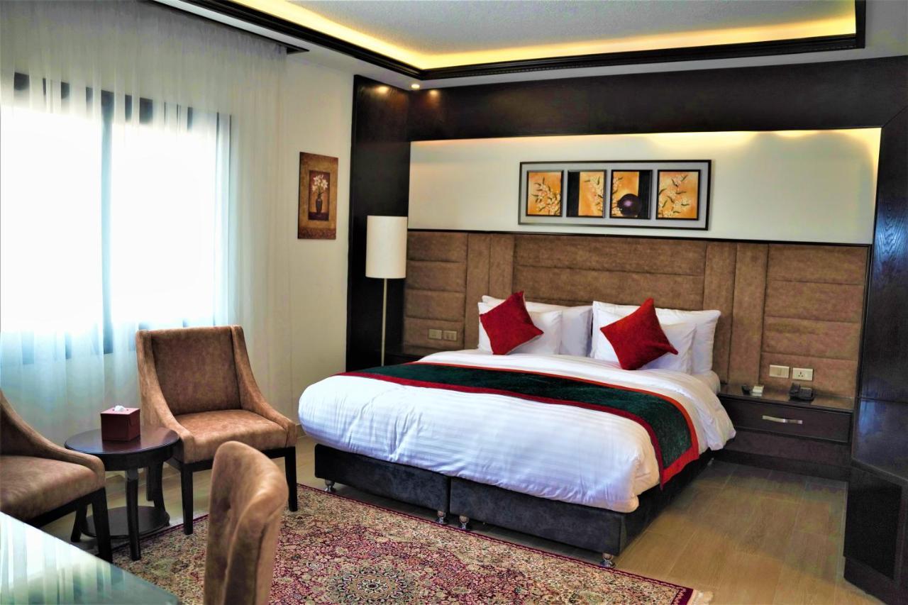 Petra Canyon Hotel 와디무사 외부 사진