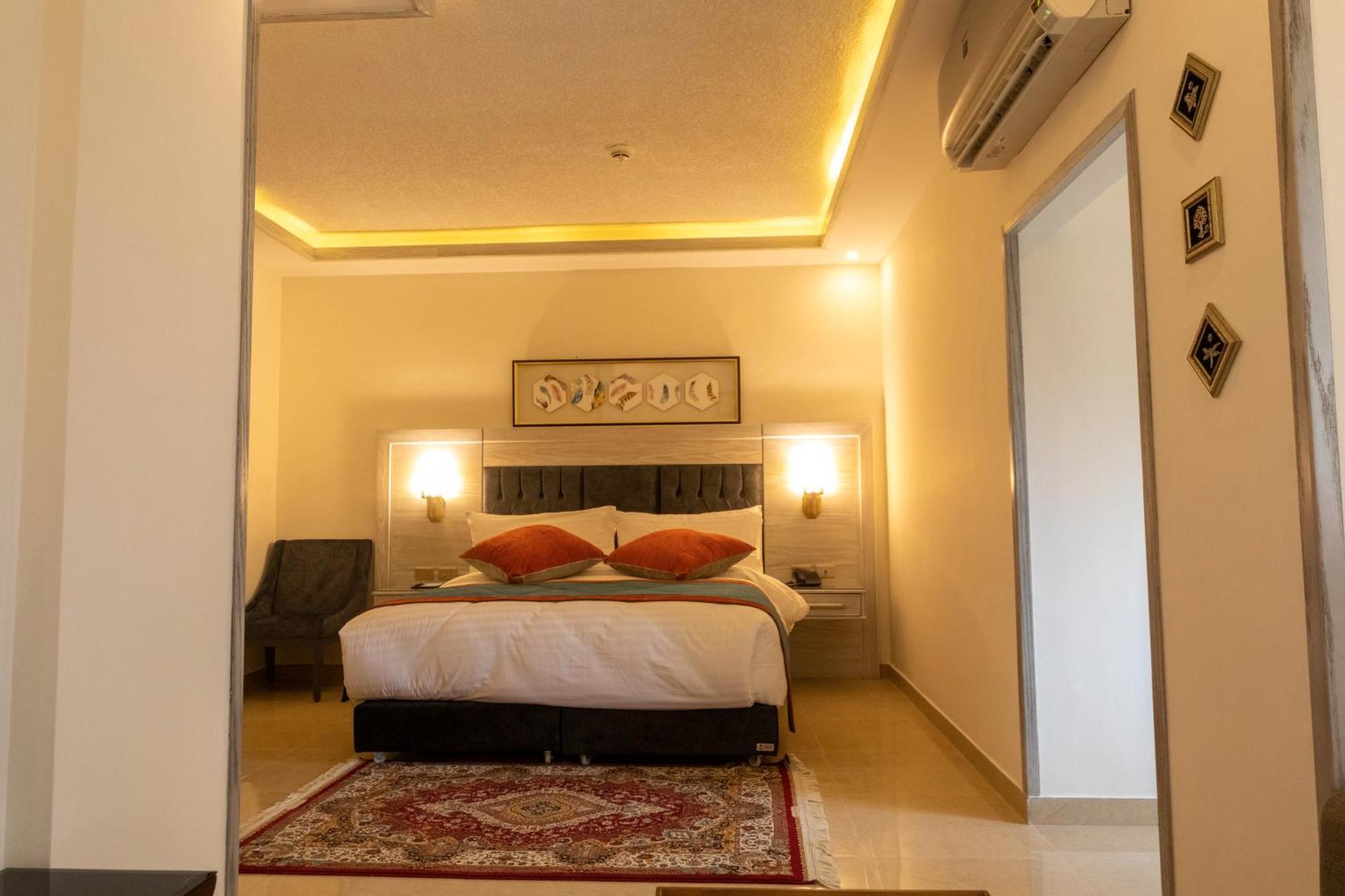Petra Canyon Hotel 와디무사 외부 사진