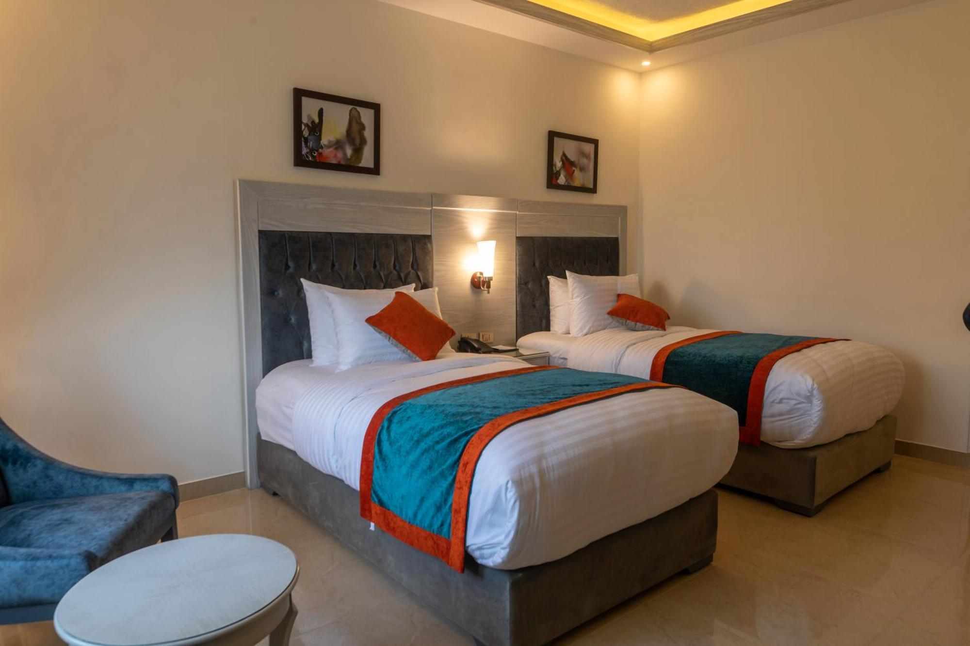 Petra Canyon Hotel 와디무사 객실 사진