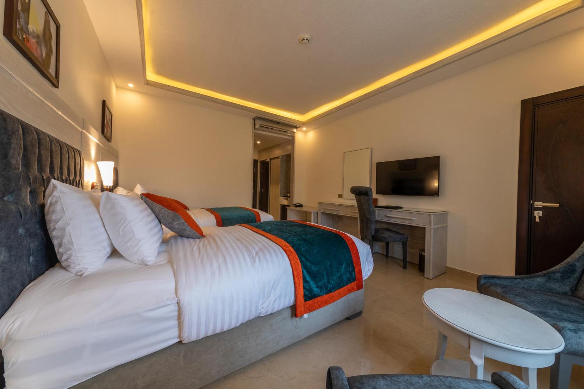 Petra Canyon Hotel 와디무사 객실 사진