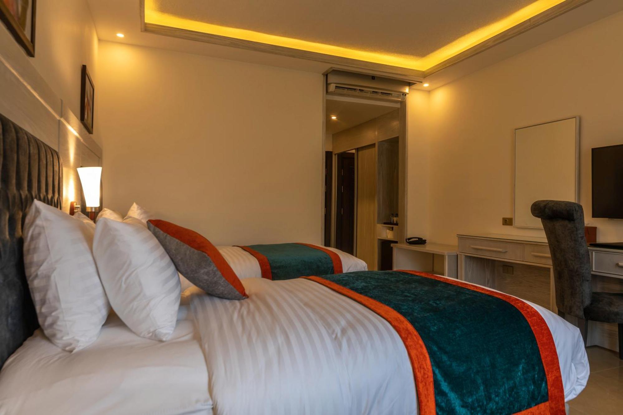 Petra Canyon Hotel 와디무사 객실 사진